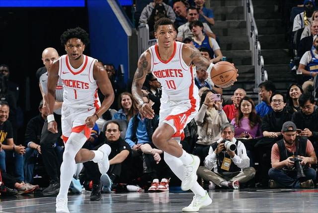 小史密斯成火箭X因素 助力冲击季后赛