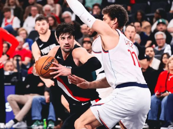 快船主场惨败开拓者 争七希望破灭阵容短板暴露