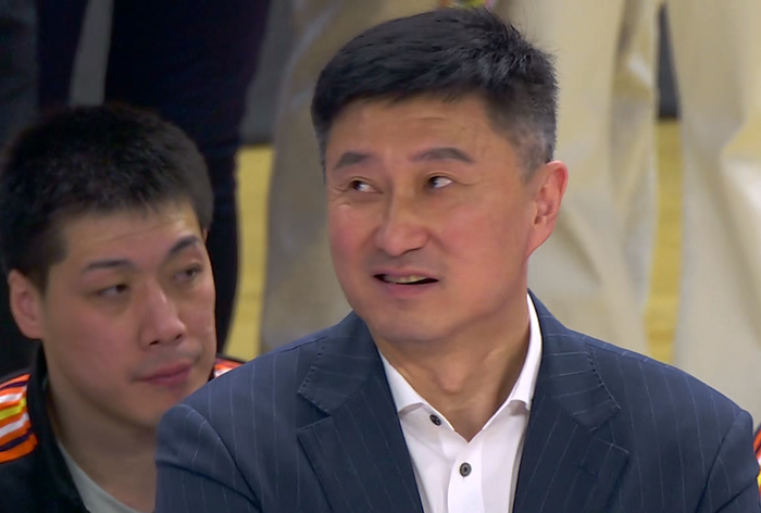 广东男篮12分惨败福建杜锋遭质疑用人策略引热议