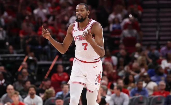 雷霆锁定西部第一 马刺10连胜成黑马 西部排名战