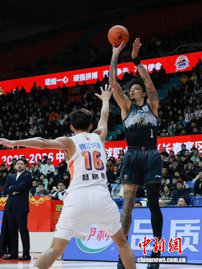吉林长白山恩都里男篮主场末节逆转击败福建晋